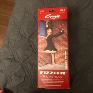 Capezio Fizzion Feel the Floor Versatile Dance Shoes Unisex